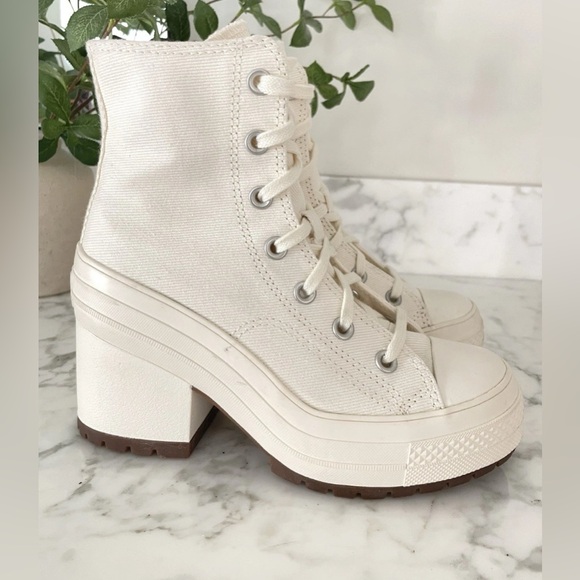 Converse Chuck 70 De Luxe Heel Platform Shoes - Picture 6 of 12